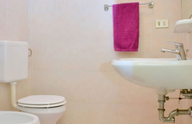 Wonderful Villa With Private Garden - Foto 19