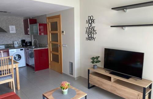 Hermoso piso en un paso de la Playa de Fenals con piscina - Foto 24