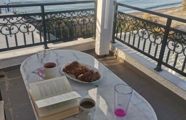 Stratos Sunset House - Foto 1