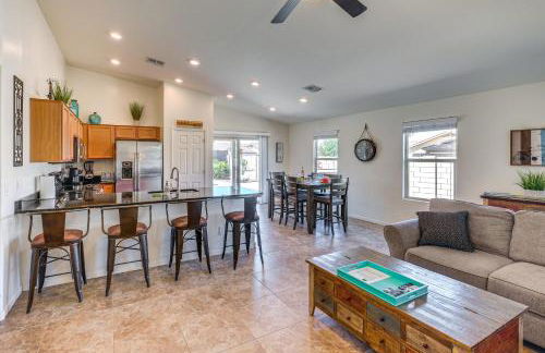 Backyard Oasis Updated San Tan Valley Escape - Foto 6