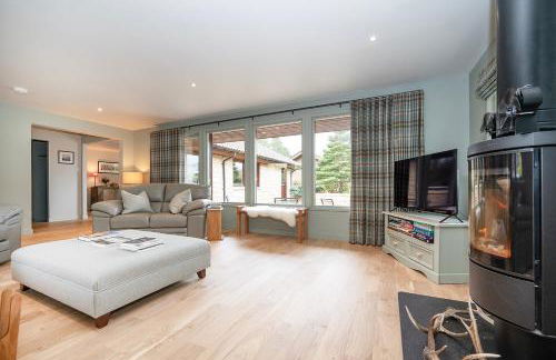 Greenwood - Stunning Scandinavian Style Home in the heart of Ballater Royal Deeside - Foto 14