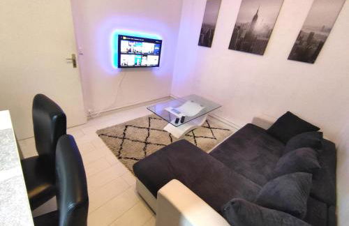 GO TO LUX Logement Entier [Parking Gratuit] - Foto 1