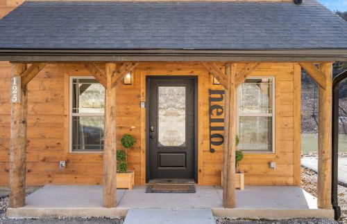 New Cabin at Tall Timbers! Free Tickets! Indoor and Outdoor Pools! - Foto 53