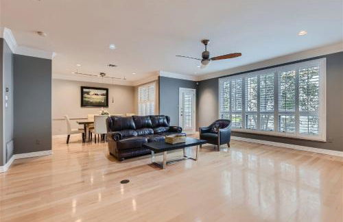 Experience Austin + 3 BR + 5 mins to Downtown! - Foto 9