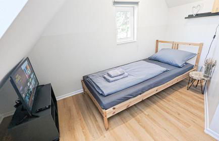 ALFA Stuttgart 3BR 5 Beds Netflix INET EBK Wasen Apartment nahe Daimler l Bathroom l Kitchen l WIFI & SmartTV l 3 Zimmer 5 Betten l Küche l Duschbad - Foto 4