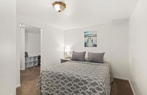 Bo's Big Green Charming Retreat Hot Tub Games - Foto 13