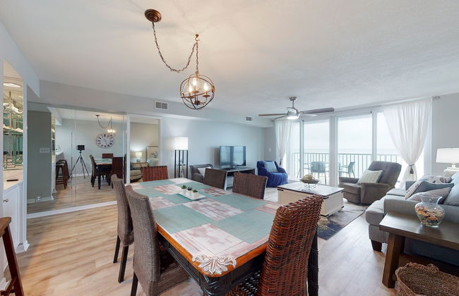 Romar Tower Condos - Photo 16