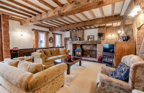Pritams Gate 7 Bed 4 Bath Barn Conversion with Games Room Dog friendly Near the NEC & BHX - Foto 5
