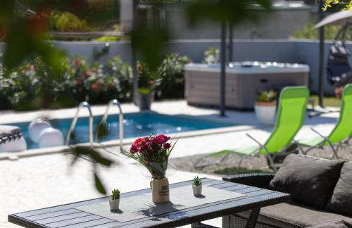 Holiday Home Zrincy - Photo 2