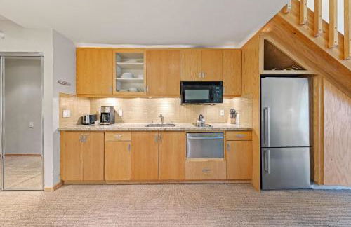 Palisades Tahoe Lodge Rentals Studio Loft #349 - Foto 3