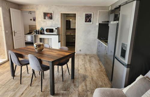 APPARTEMENT REZ DE JARDIN DANS VILLA VUE MER - Foto 18