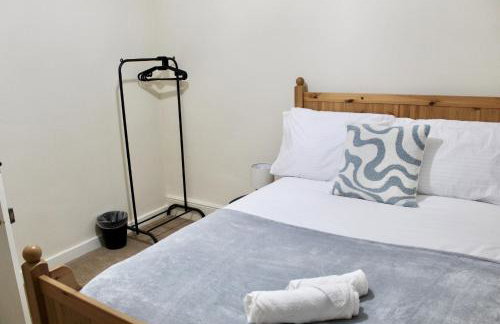 4 bedroom home with games room - sleeps 8 Perfect for families, groups and contractors - Foto 17