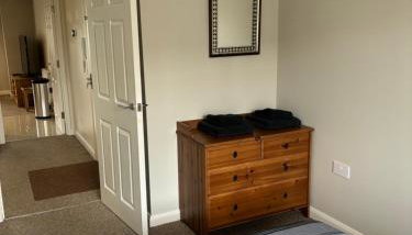 Two Bedrooms Two Bathrooms and Private Parking Rugby - Foto 3
