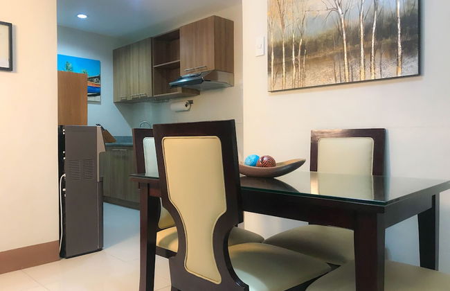 2 Bedroom Condo at Midpoint Residences With City View - Foto 1