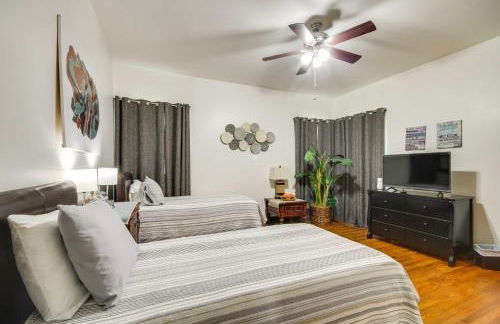 Updated North Greenwood Cottage Less Than 1 Mi to Dtwn! - Foto 22