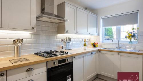 Woking 2 Bedroom House Parking Garden - Foto 5, Other