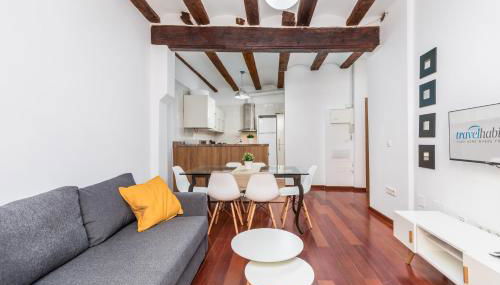 Travel Habitat Plaza de la Virgen - Photo 3