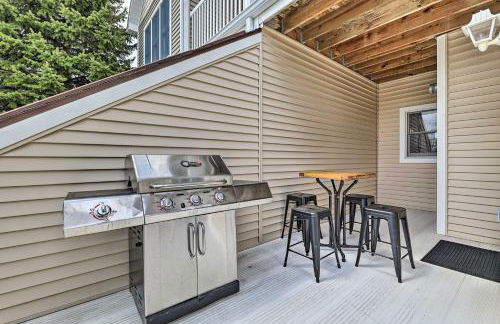 Bright Manistee Condo with Beach and Pool Access! - Foto 23