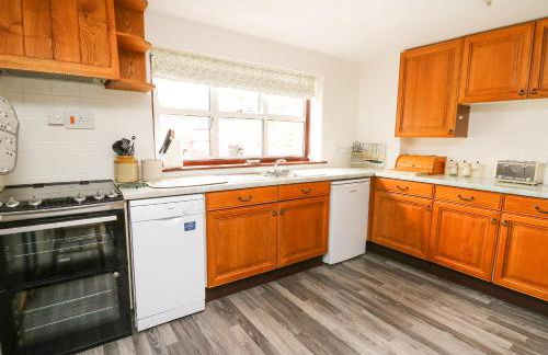 Holly Farm Cottage - Photo 15