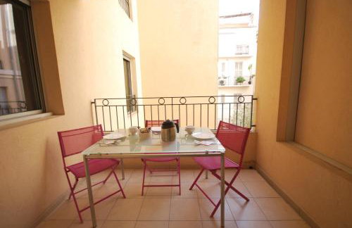 Le Vieux Port Apartments - Photo 18