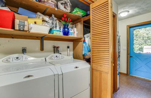 Family Getaway in Bristol Near Trails and Parks! - Foto 23