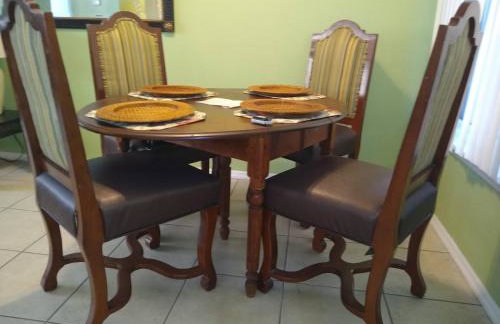 Affordable Two Bedroom Tropical Condo - Private Beach, Pools, Hot Tub - Foto 30