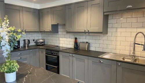 The Old Gables, Brampton Town Centre, Hadrians Wall Sleeps 4 - Photo 2