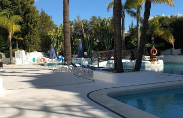 Luxury apartment in La Isla, Puerto Banus - Photo 8