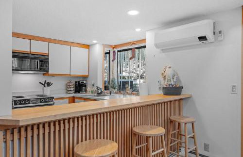 Mountain Haven for Families w Deck - Shuttle - Views - Foto 34