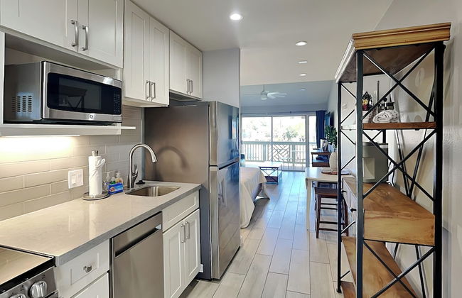 Kihei Bay Surf 227 - Photo 4