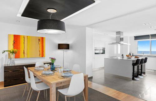 Frontline Beach Apt with Terrace - Foto 25