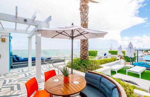 Oceanview Luxury, Resort Access, Sleeps 6 2BR 2BA - Vista Mar by HomeStakes Stays - Foto 33