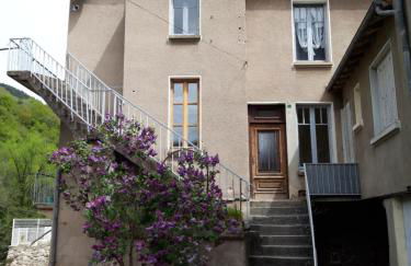 Suite avec vue panoramique sur la Truyère - Photo 2