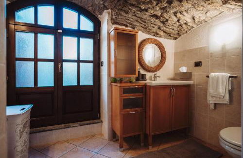 Case vacanze in graziosa borgata alpina - Photo 6