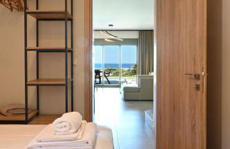 Montamar Olympus Villas - Photo 4