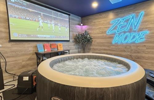 HeartOfRockfrd/NEXPlayground/IndoorHotTub/GameRoom - Foto 2