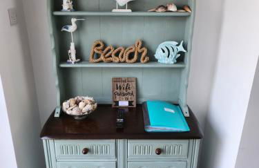 Delightful newly renovated 3-bed house with garden beach hut - Foto 24