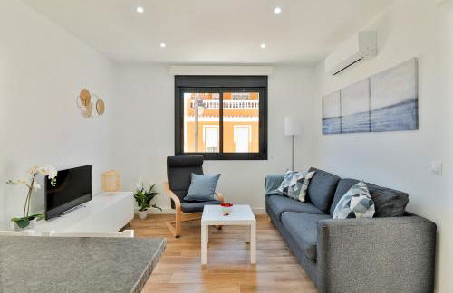 C5 - El Palo Beach 2 Bedroom With Terrace - Photo 3