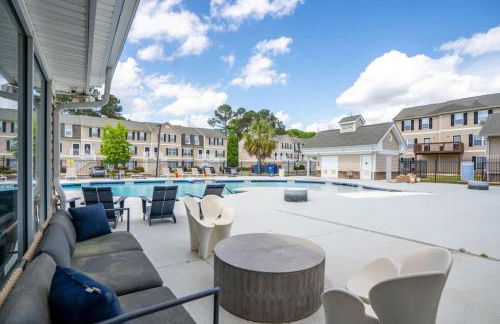 Modern Space Great For Extended Stays Pool & Gym - Foto 21