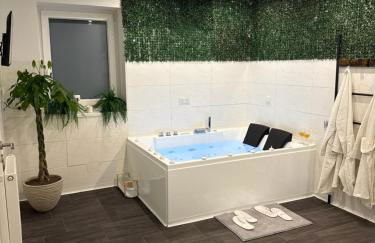 Wood Spa Wellness Apartment mit Whirlpool & Sauna - Foto 7