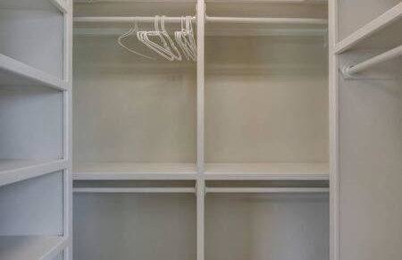 Spacious 4 King Room Belmont Home 2 Living Rooms Walk to Belmont & Vanderbilt Large Dining Table Smart TVs Parking 24 Hr Hospitality Near Music Row & The Gulch 2 miles to Broadway - Foto 21