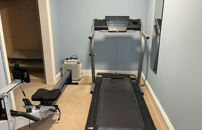 Blaydonburn - Sleeps 4,5 - Parking - Hottub - Yard - Photo 28