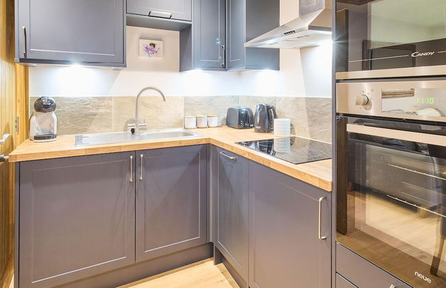 Host Stay Oak Barn - Photo 2