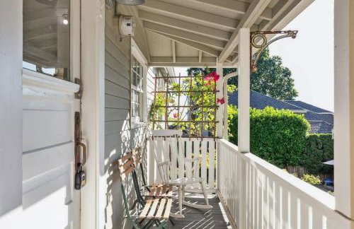 Charming Beach Cottage with Ocean Views & Sauna - Foto 26