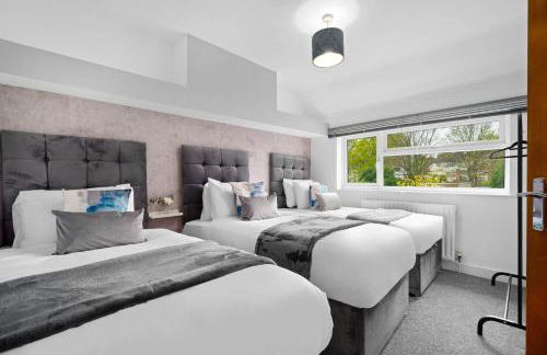 Stylish Four Bedroom House - Garden - Parking - Great Barr 110F - Foto 21