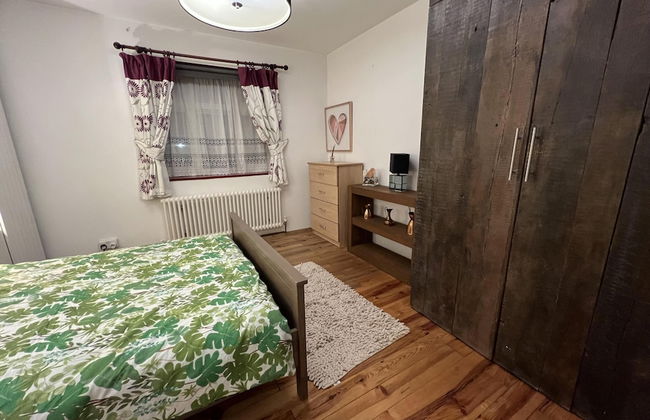 Specious 2 x Double Bedroom Flat in London E18 - Foto 4