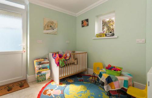 Sunningdale - Beach Side Cottage, Sea Views, Parking - Photo 54