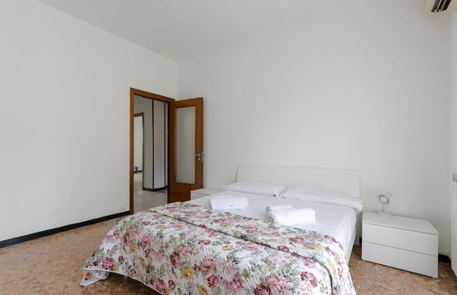 JOIVY Family Flat W/Terrace & Parking Near Beach - Foto 7