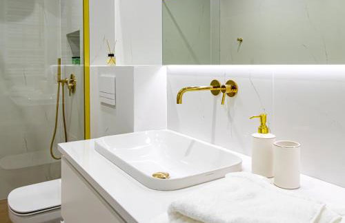 Golden Star Apartment - Photo 7