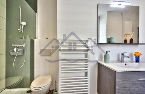 LocaLise - M44 - Ty Juzolie -Maison de plain-pied avec jardin clos à deux pas du centre, du port et des plages du Guilvinec - Wifi inclus - Linge de lit inclus - Animaux bienvenus - Foto 12